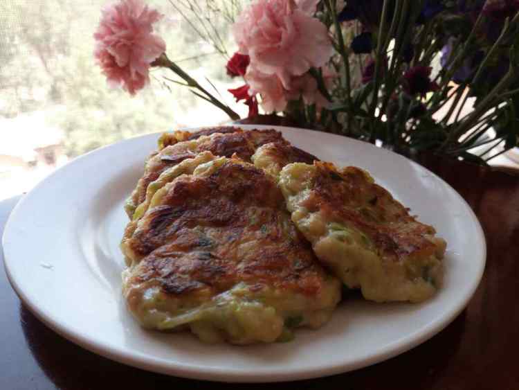 猪肉西葫芦馅饼步骤17