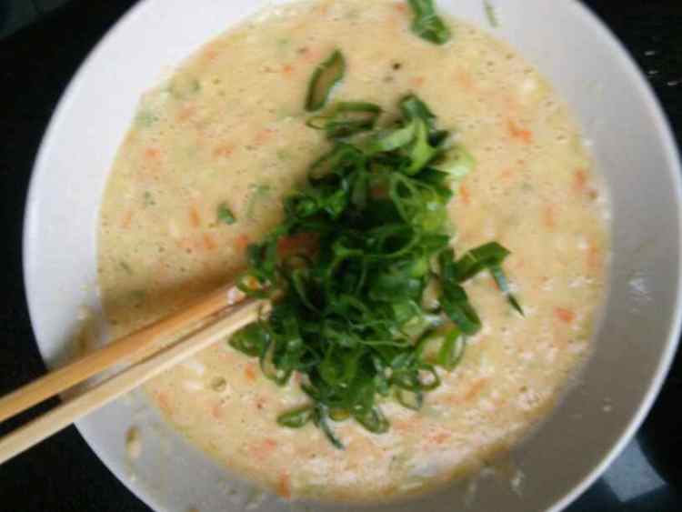 黄瓜胡萝卜鸡蛋饼步骤6