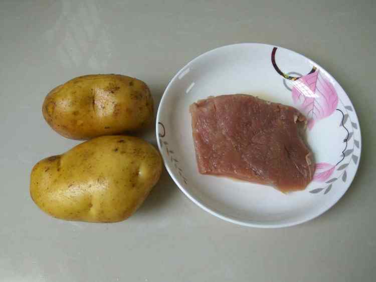 香煎心形土豆肉饼步骤1