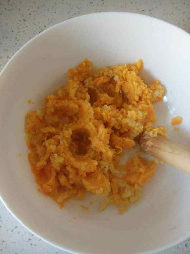 红薯蜜豆饼步骤2
