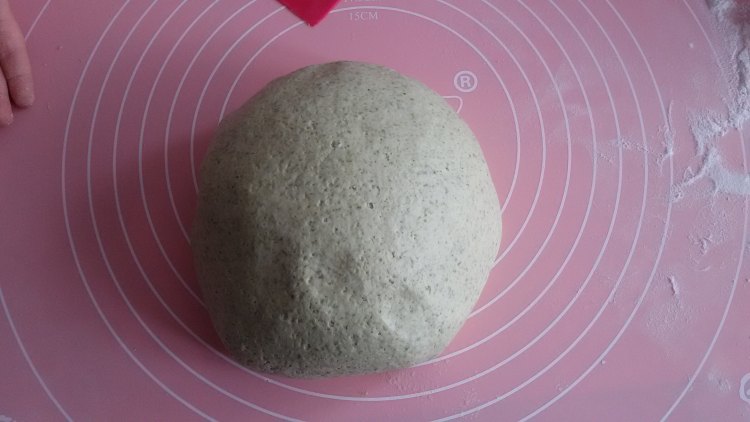 芝麻艾叶饼步骤3