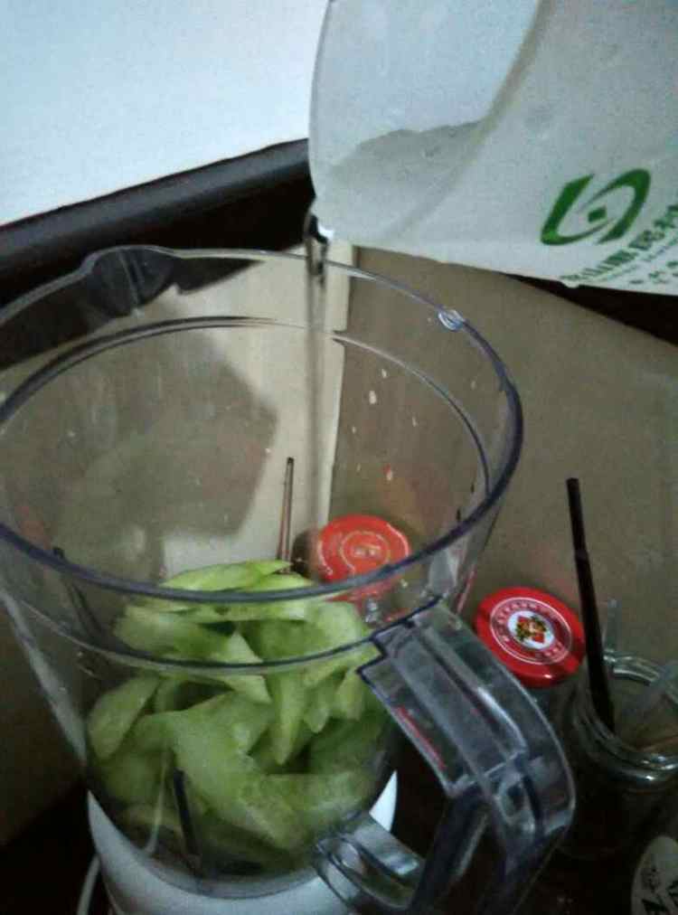 黄瓜鸡蛋饼步骤3