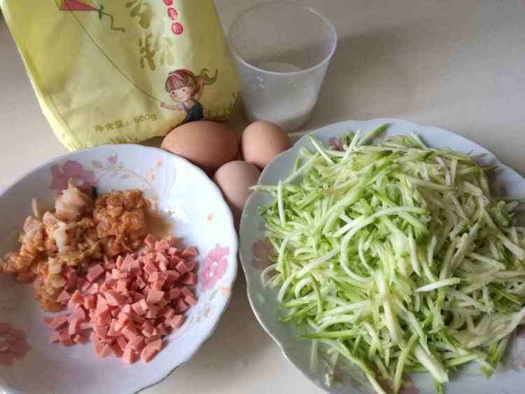 西葫芦泡菜饼步骤1