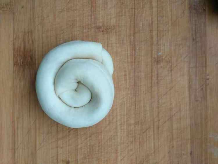 脆皮发面烧饼步骤9