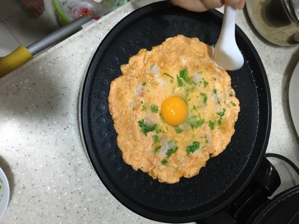 胡萝卜丝虾饼步骤9
