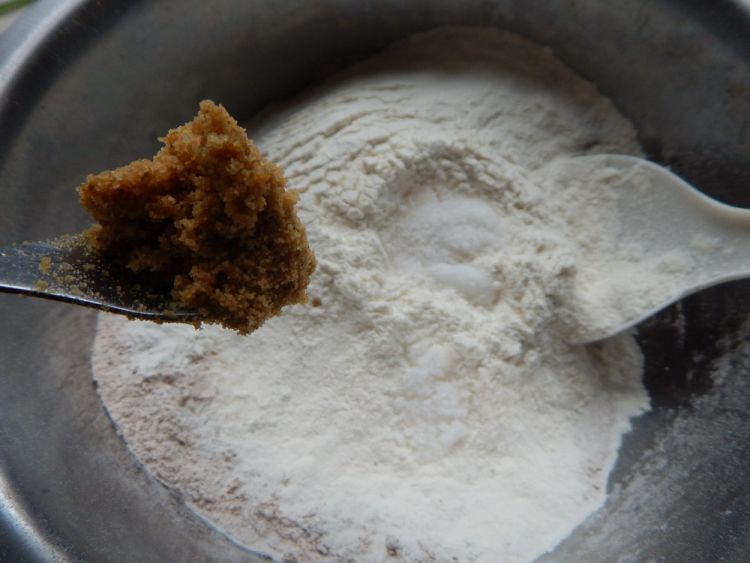 黑麦面粉饭菜鸡蛋煎饼步骤5