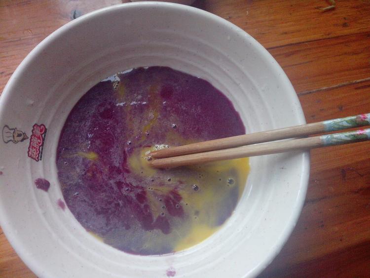 紫薯鸡蛋饼#新鲜从这步骤5