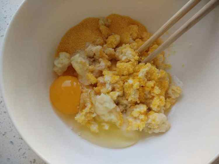 韭菜豆渣饼步骤3