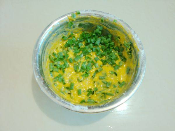 香葱南瓜软饼步骤8