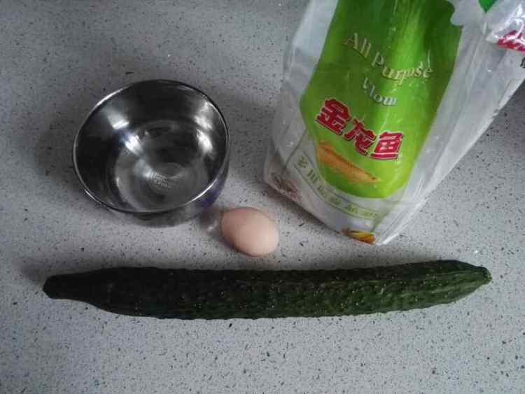黄瓜小饼步骤1