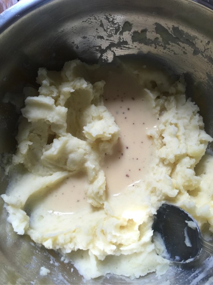 椒盐土豆饼步骤5