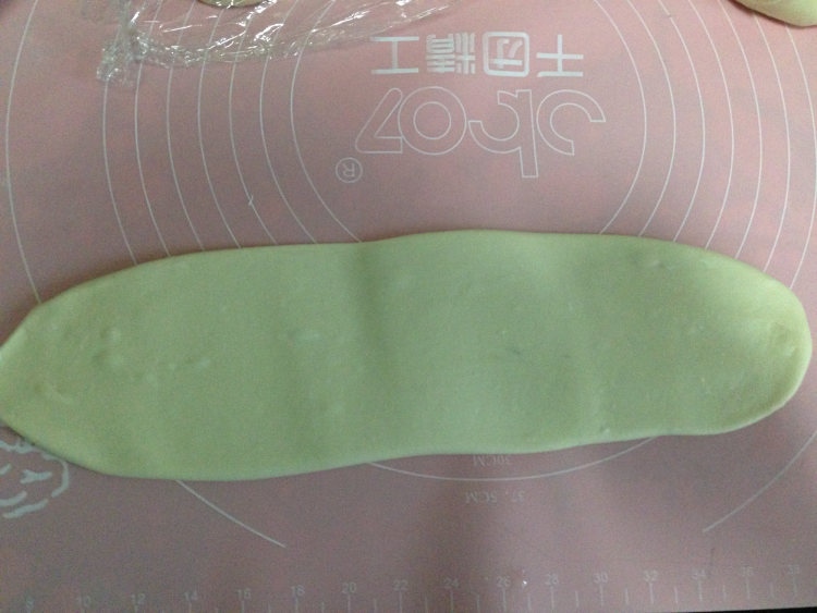 鸡油香葱手撕饼步骤7