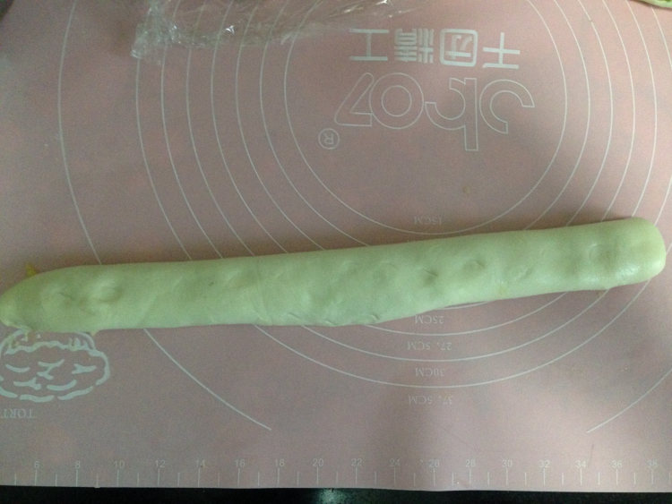 鸡油香葱手撕饼步骤10