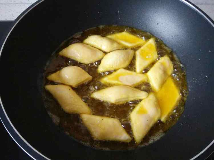 炸泡饼步骤6