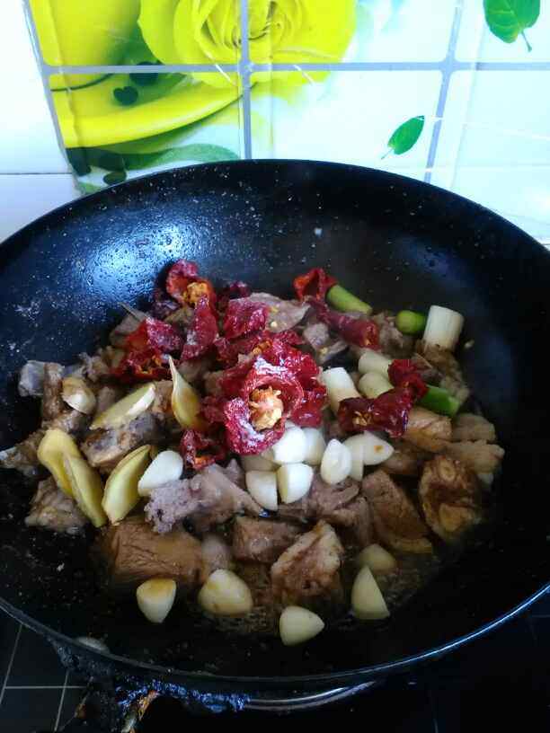 羊肉焖饼步骤4