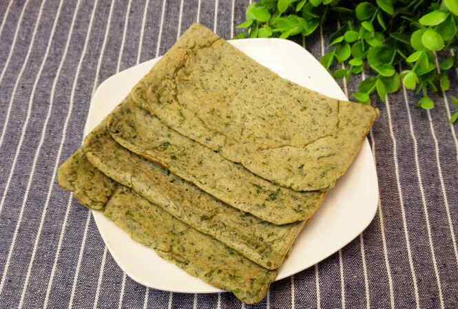 蒲公英艾草荞麦鸡蛋饼步骤7