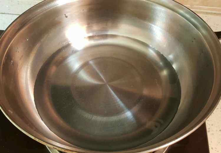 番茄鸡肉泥烩饼步骤2