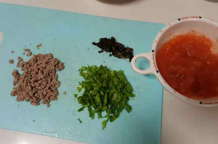 番茄牛肉蔬菜饼步骤2