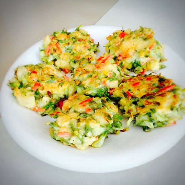 槐花鸡蛋小喧饼步骤10