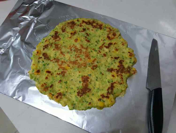 杂蔬手抓鸡蛋饼步骤8