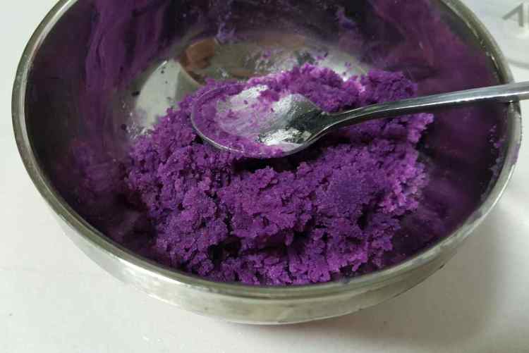 酸奶紫薯饼步骤2