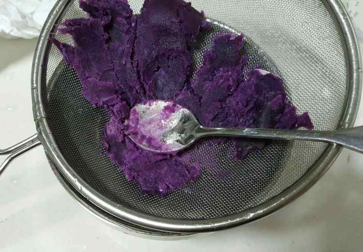 酸奶紫薯饼步骤1