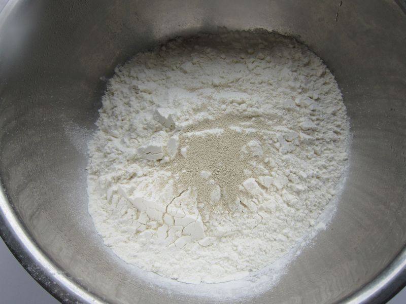 三和一葱花饼步骤2
