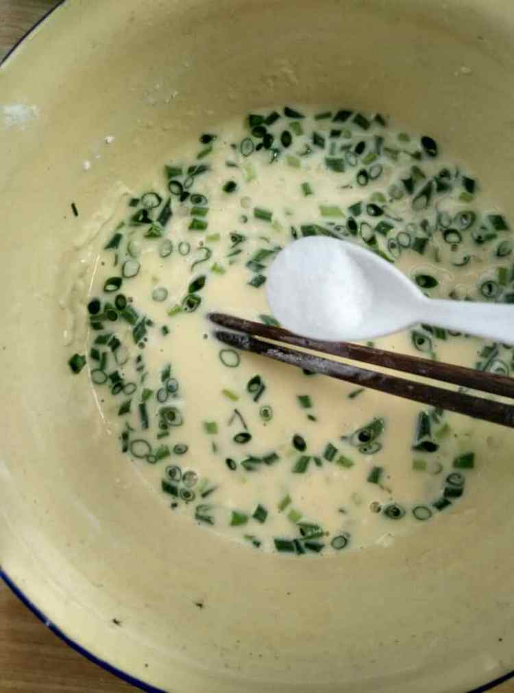 葱花鸡蛋饼#多效护理步骤6