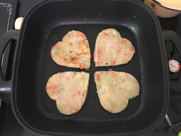 金樱子花饼步骤4