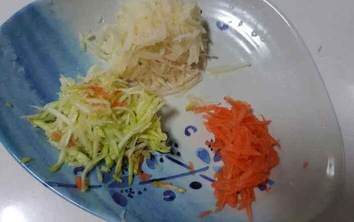 西葫芦土豆丝饼步骤1