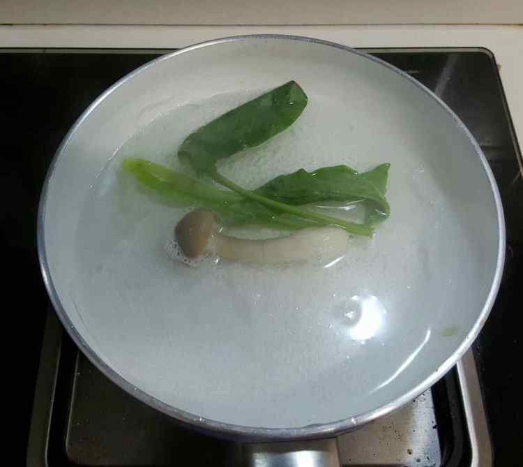 菠菜皮皮虾酥饼步骤1