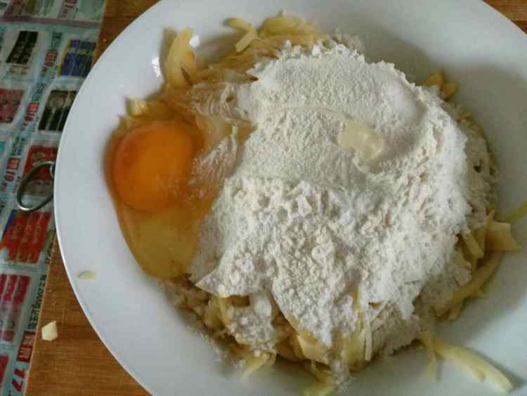 蒜蓉土豆饼步骤3