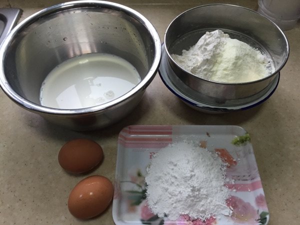 分蛋式铜锣烧步骤1