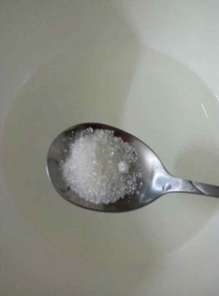 芝麻鸡蛋饼步骤2