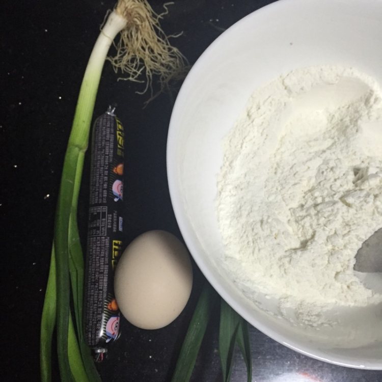 火腿鸡蛋饼步骤1