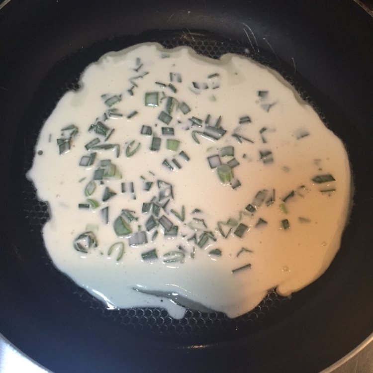 火腿鸡蛋饼步骤5