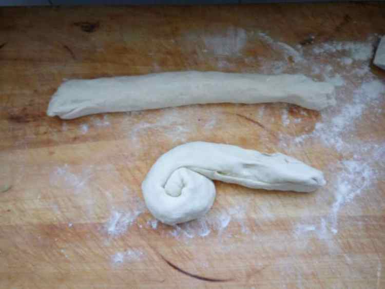 老北京牛油葱花饼步骤8
