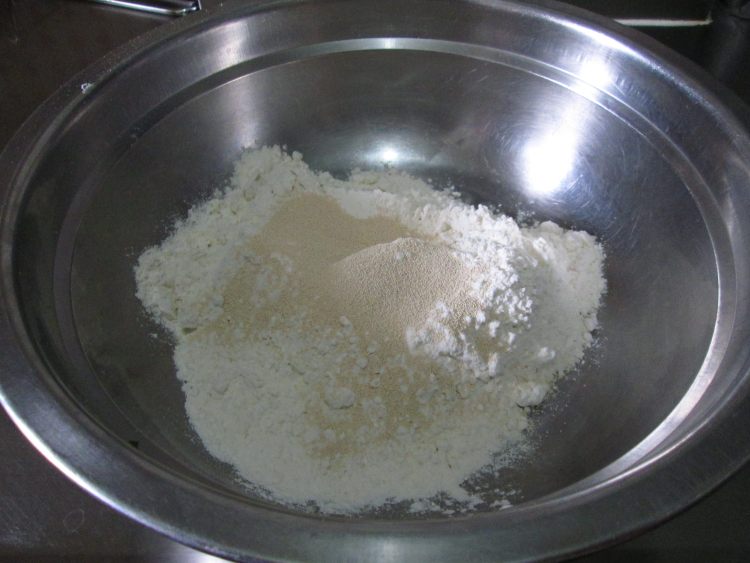 老北京芝麻烧饼步骤1