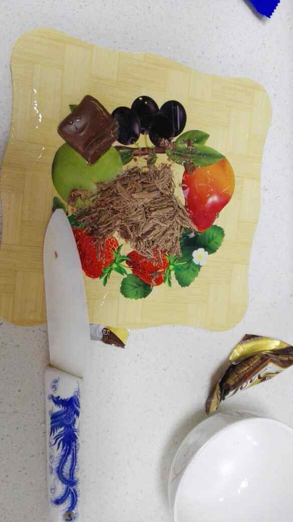 鸡蛋薄饼巧克力香蕉卷步骤2