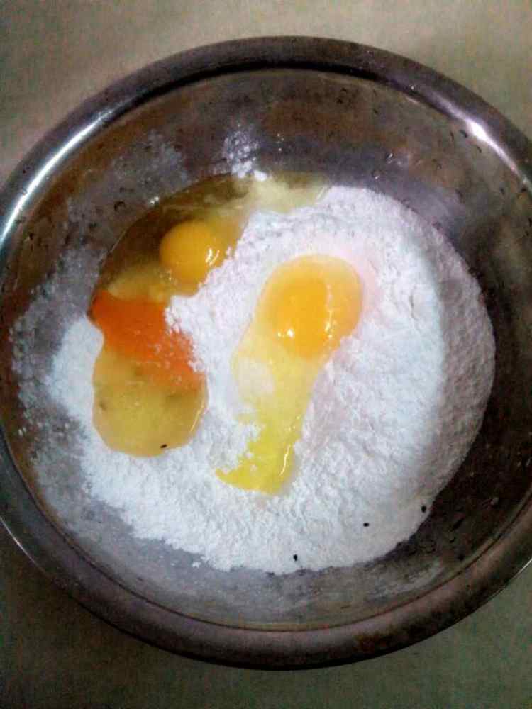 黑芝麻糯米鸡蛋饼步骤2
