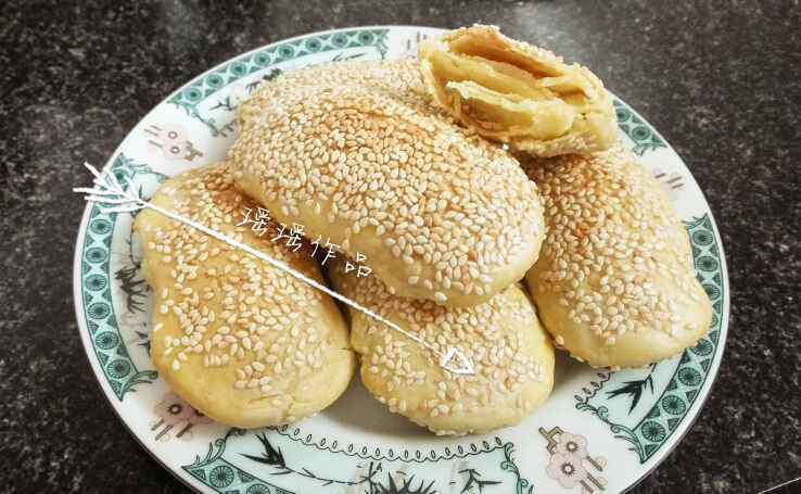 芝麻咸酥饼步骤10