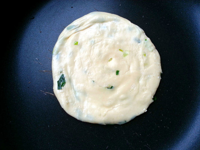 手撕葱油饼步骤9