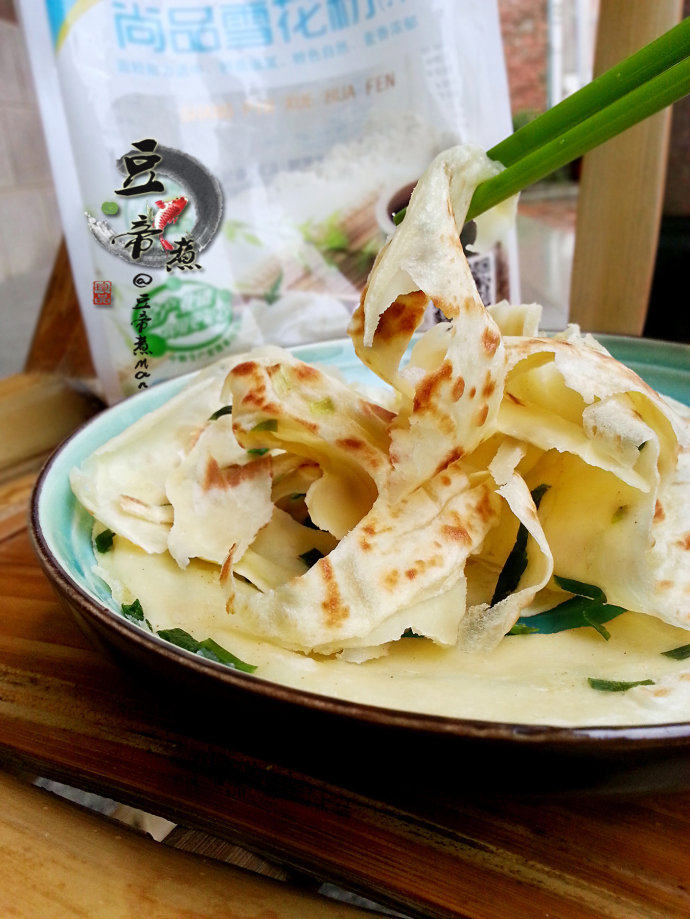 手撕葱油饼步骤12
