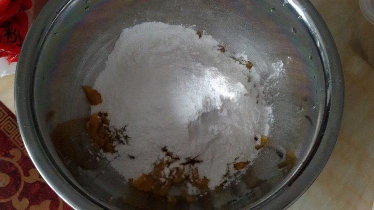 黄金芝麻馅饼步骤3