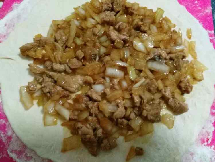 洋葱肉饼步骤8