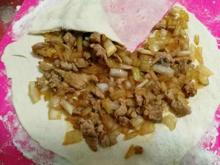 洋葱肉饼步骤9