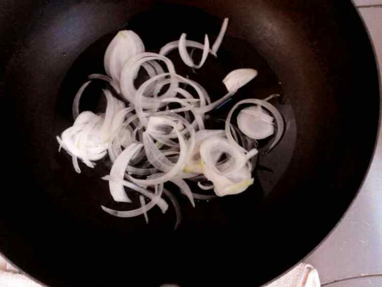杂蔬炒饼步骤2