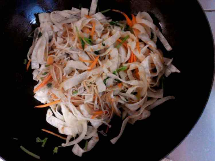 杂蔬炒饼步骤8