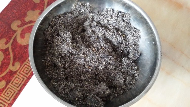 芝麻糯米饼步骤2