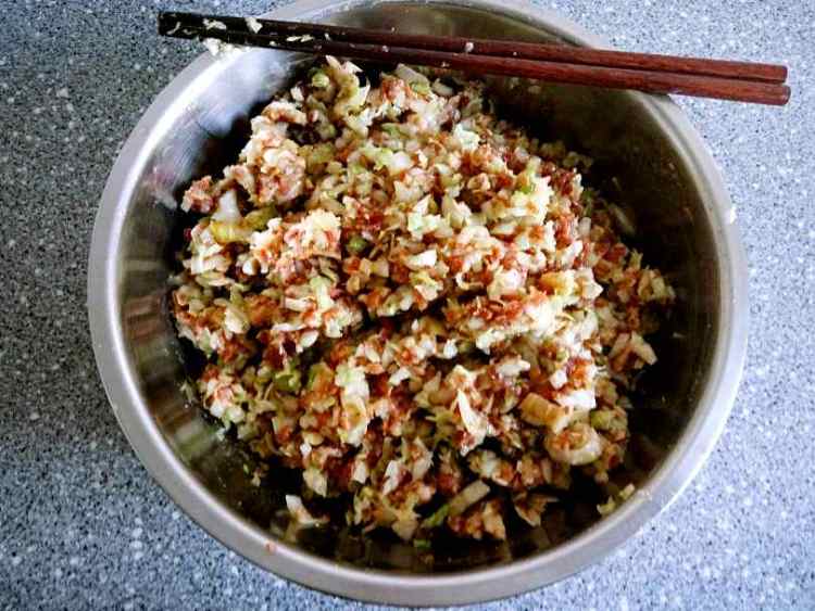 牛肉大白菜馅饼步骤4